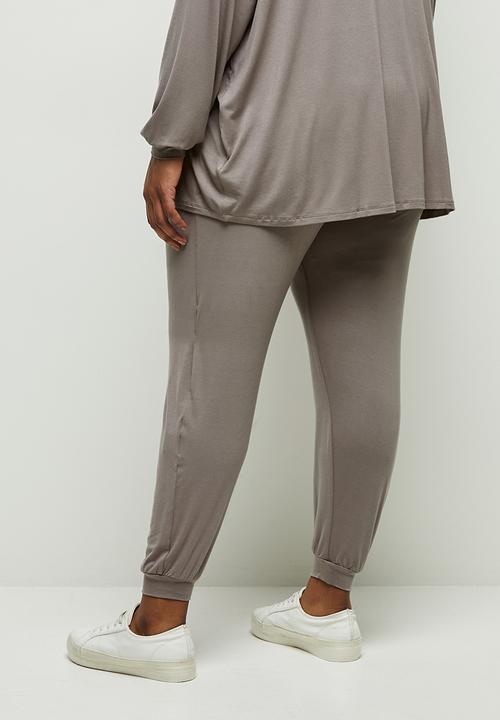edit Plus - Easy fit cuffed jogger - taupe