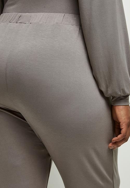 edit Plus - Easy fit cuffed jogger - taupe