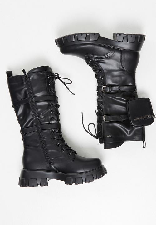 Plum - Nova chunky boot with removable pouch - black