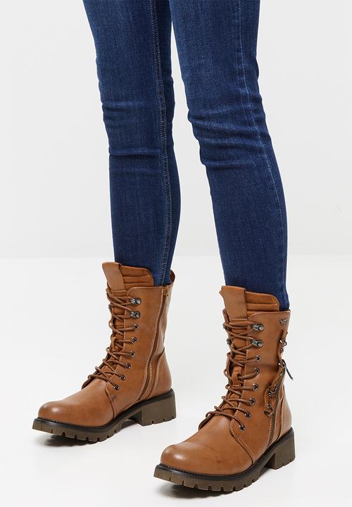 Plum - Motla combat boot - tan
