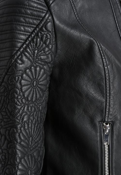 Vero Moda - Botanic Short PU Jacket