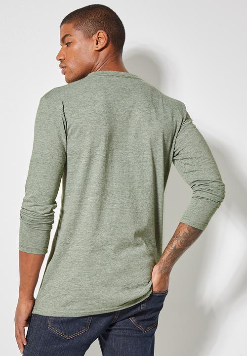 Superbalist - Nate recycled long sleeve crew neck tee - green