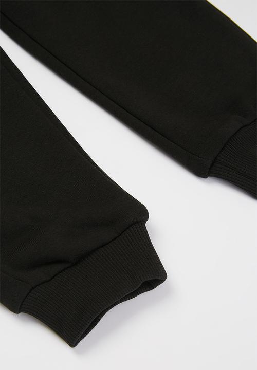 PUMA - Ess logo pants - black