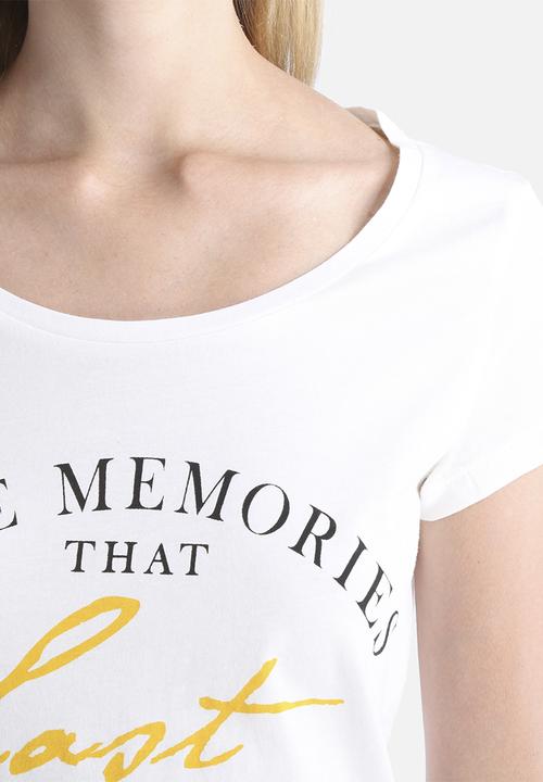 Vero Moda - Dora Make Memories Tee