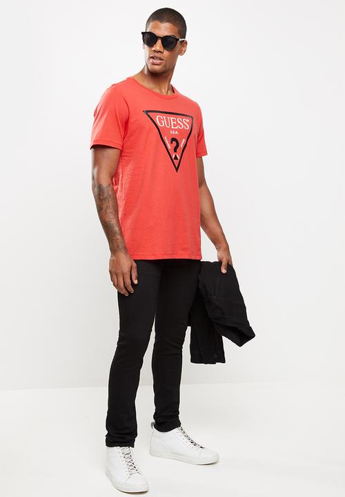 GUESS - Short sleeve core triangle tee - red