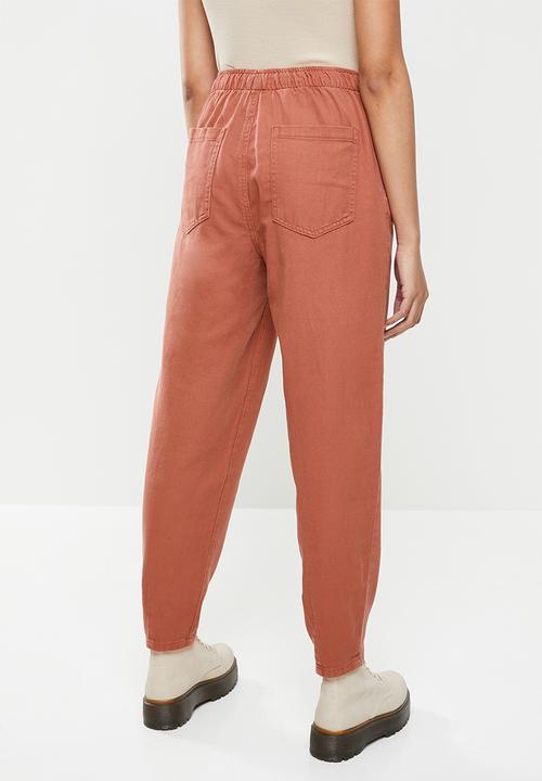 Cotton On - Everyday pants - earthy red