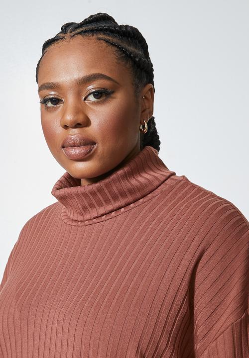 Superbalist - Roll neck soft touch top - dark pink