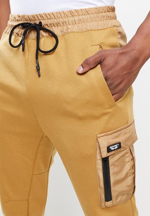 SOVIET - Harden track pants - mustard