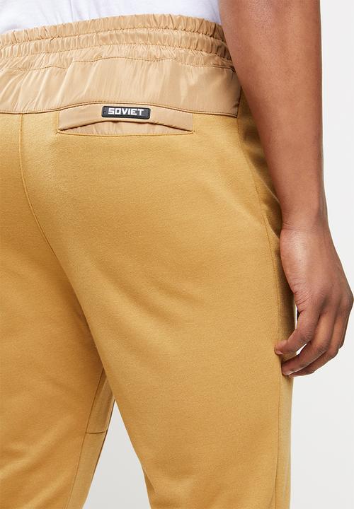 SOVIET - Harden track pants - mustard