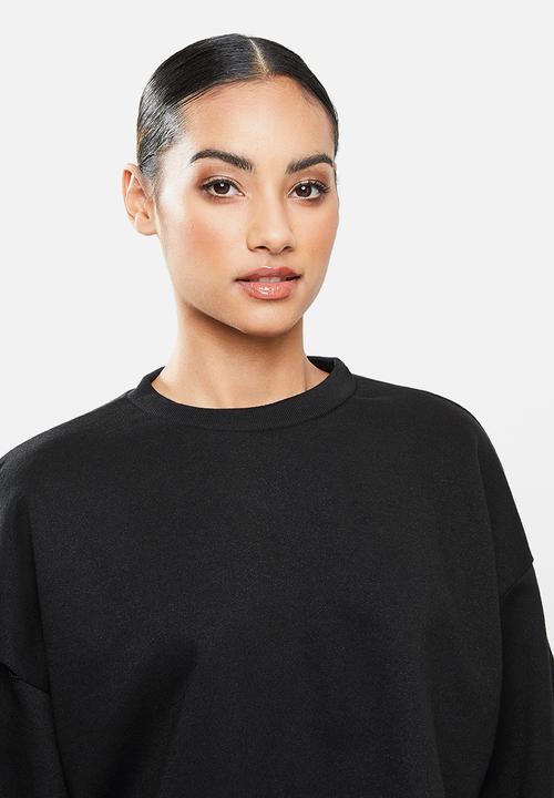 Missguided - Petite balloon sleeve oversized crop sweat - black