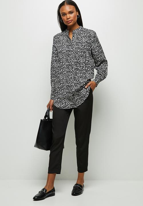 edit - Mandarin printed longline shirt - black & white