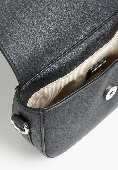 GUESS - Ambrose mini crossbody flap - black