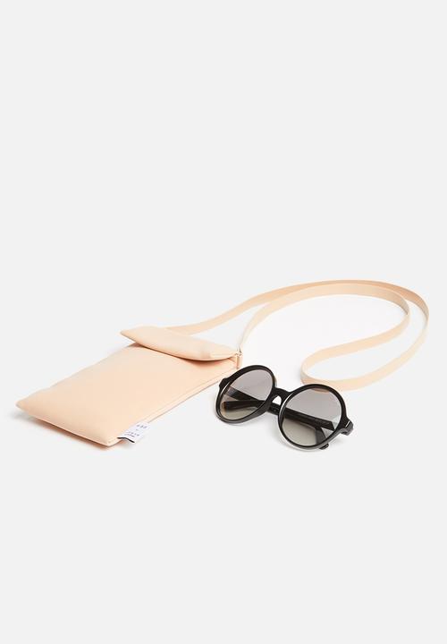 Vogue Eyewear - Vogue x mbb round sunglasses - black