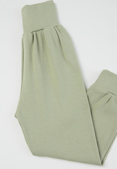 Baby Star - Unisex 2 piece set - light olive