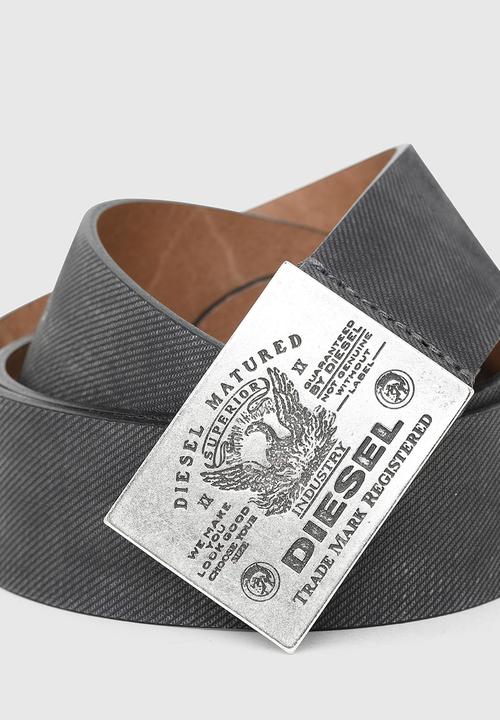 Diesel  - B-filin - black