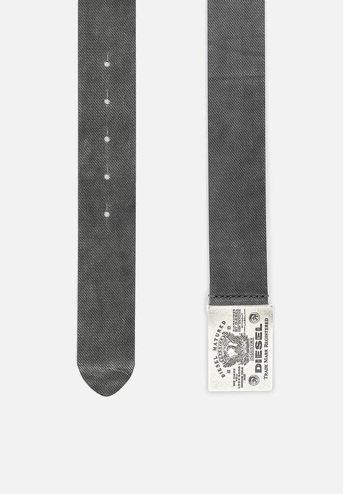 Diesel  - B-filin - black