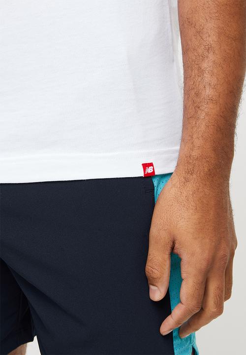 New Balance  - Nb essentials stacked logo tee - white