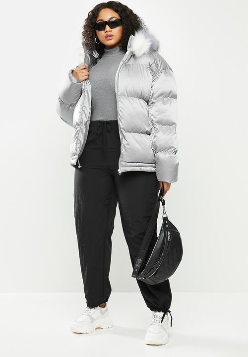 Missguided - Plus ruched sleeve fur hood - silver