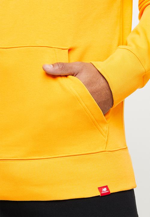New Balance  - Nb essentials embroidered hoodie - yellow