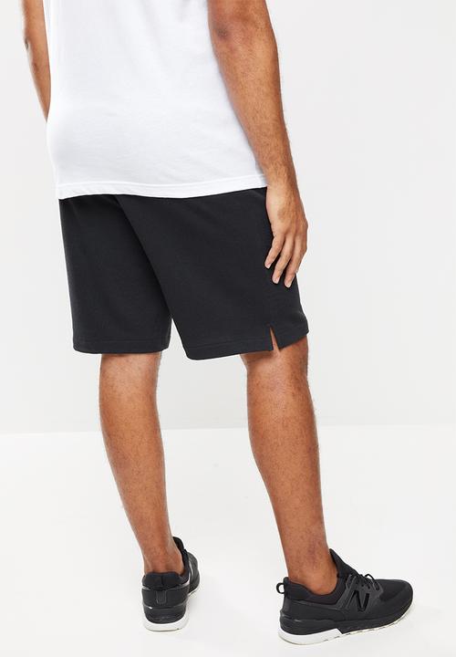 New Balance  - Nb classic core short - black