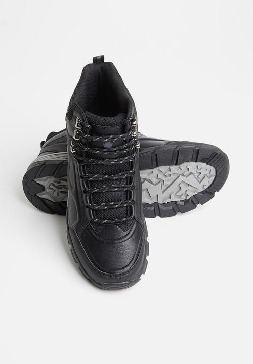 UrbanArt - Highland 2 wax - black