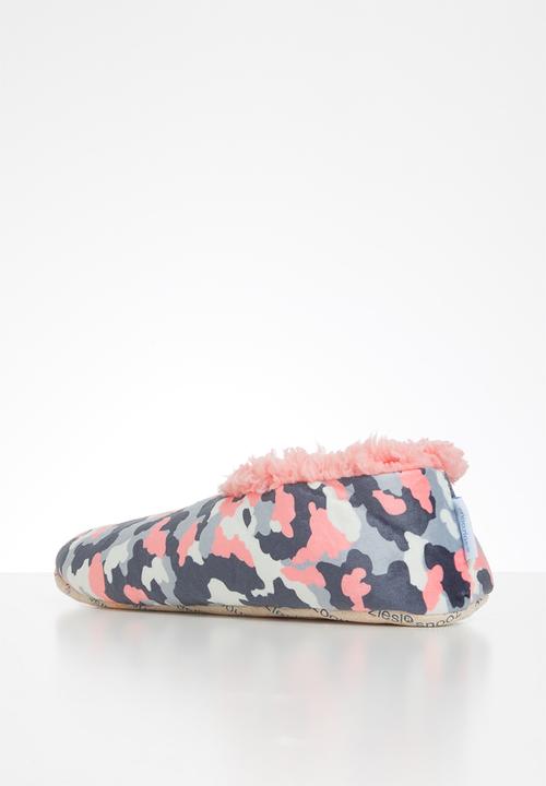 snoozies!® - Camo slipper - pink