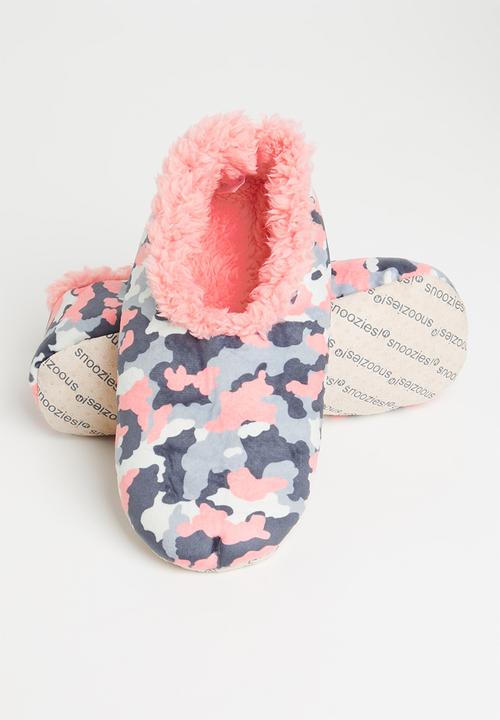 snoozies!® - Camo slipper - pink