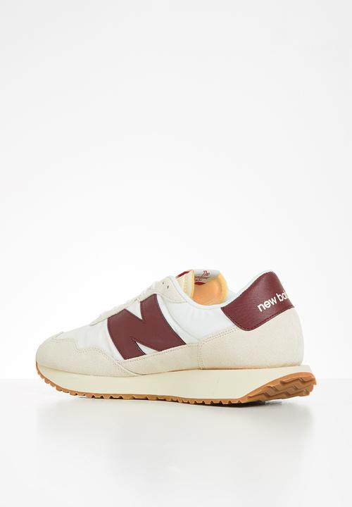 New Balance  - 237 - white & burgundy