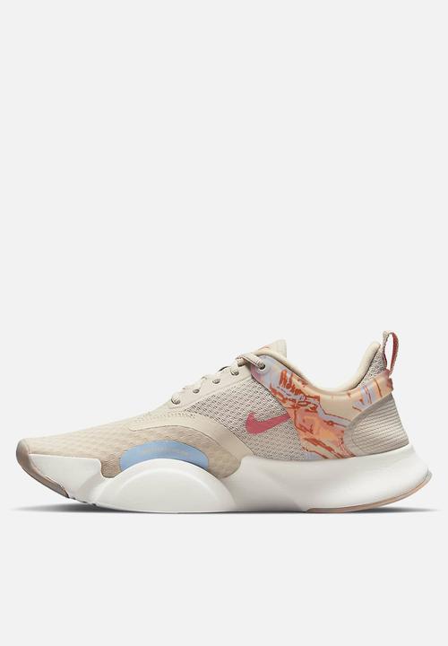 Nike - Superrep go 2 - desert sand/crimson bliss-summit white