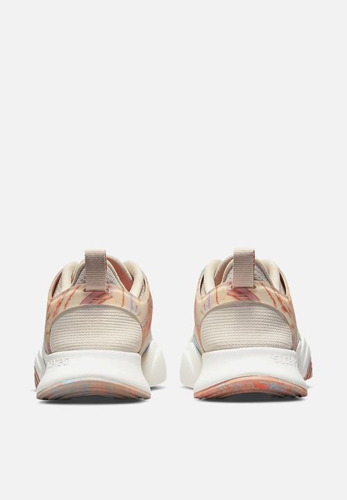 Nike - Superrep go 2 - desert sand/crimson bliss-summit white
