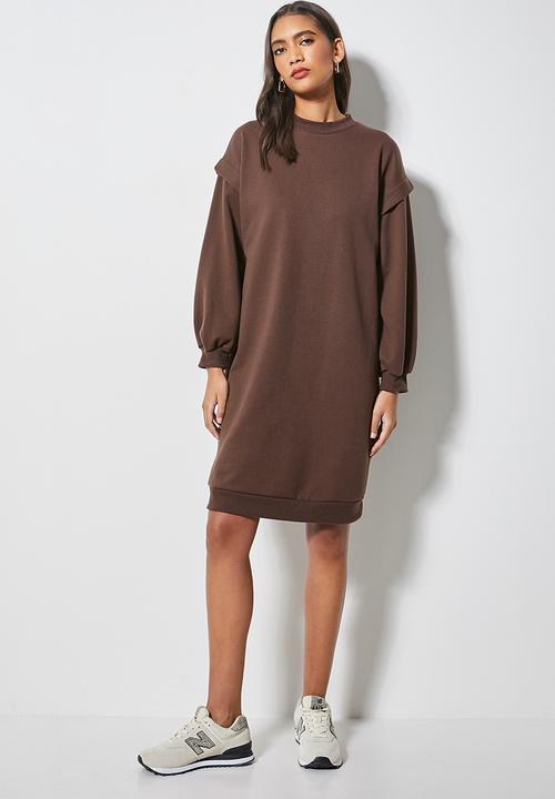 Superbalist - Dropped shoulder oversize sweat dress - brown