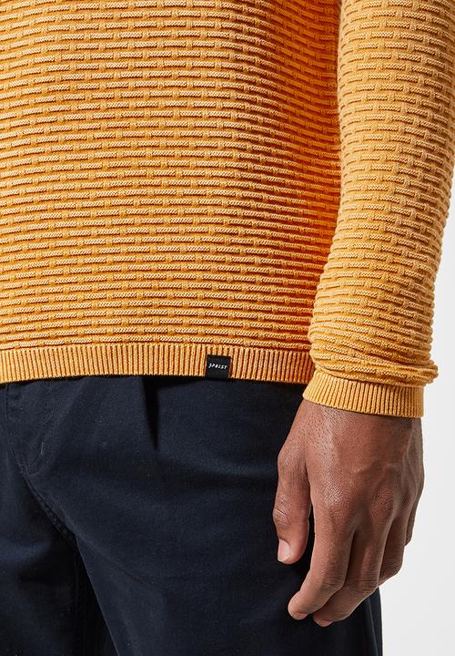 Superbalist - Enzyme wash crew neck - yellow