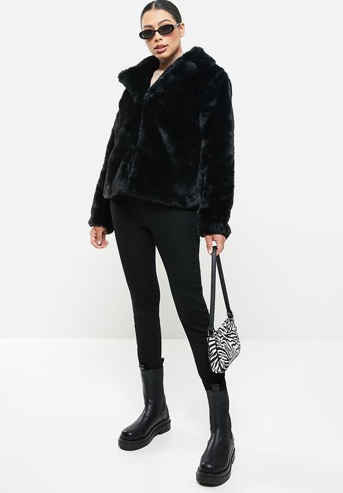 Missguided - Short collar fur coat -  black