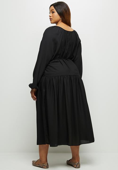 edit Plus - Belted dropped waist midi - black