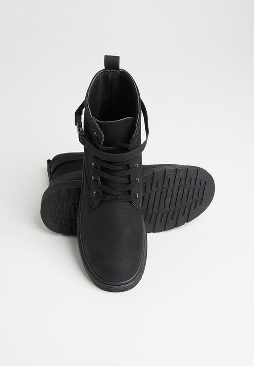 Seduction - Buckle lace up hiking boot - black
