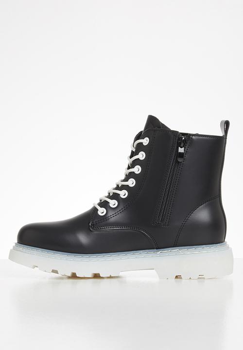 Plum - Dynasty combat boot - black