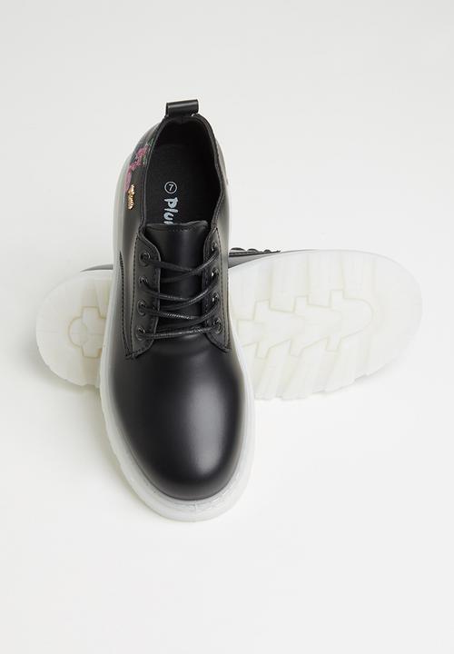 Plum - Orrico lug sole lace up shoe - black