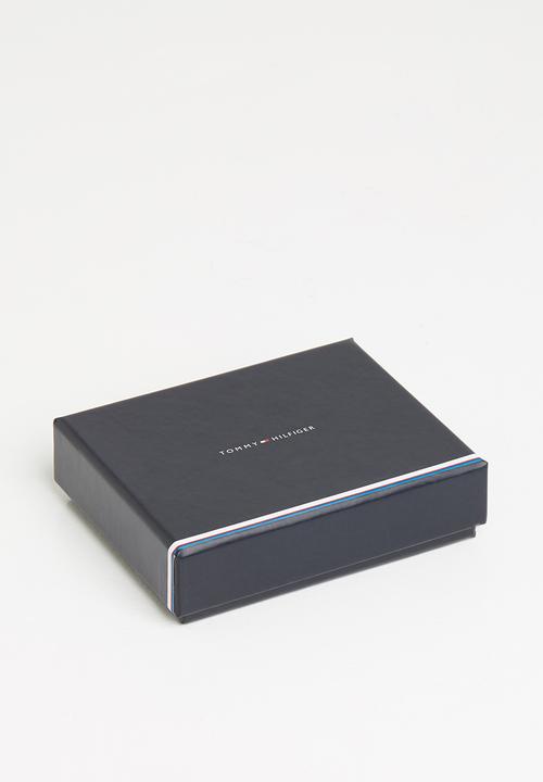 Tommy Hilfiger - Seasonal credit card holder leather - black
