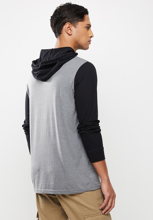 RVCA - Big RVCA pick up hood - black & grey
