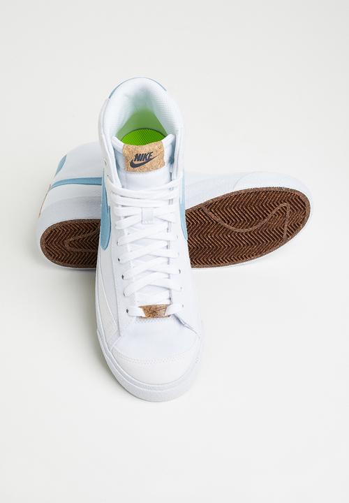 Nike - Nike blazer mid '77 lv8 - white