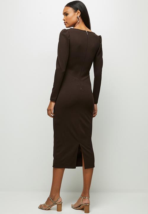 MILLA - Knit square neck dress with tucks - chocolate
