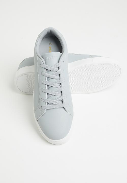 Urban - Mens urban common projects sneaker - grey & white