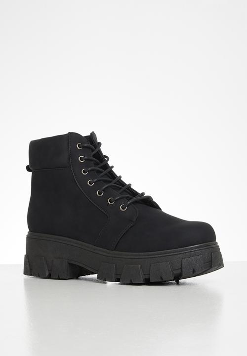 Seduction - Chunky combat boot - black