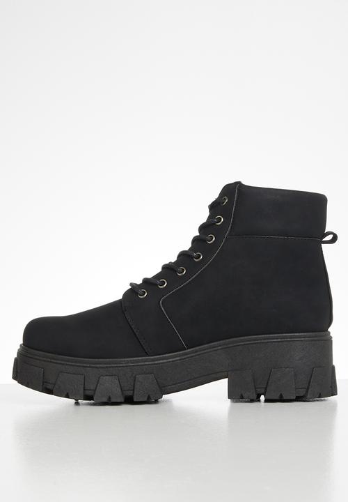 Seduction - Chunky combat boot - black