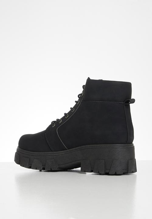Seduction - Chunky combat boot - black