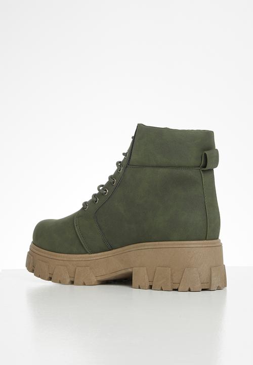 Seduction - Chunky combat boot - olive