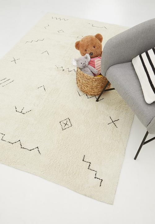 Sixth Floor - Oiy-oiy tufted rug - black & cream