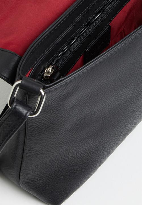 BUSBY - Bardot flap over crossbody - black