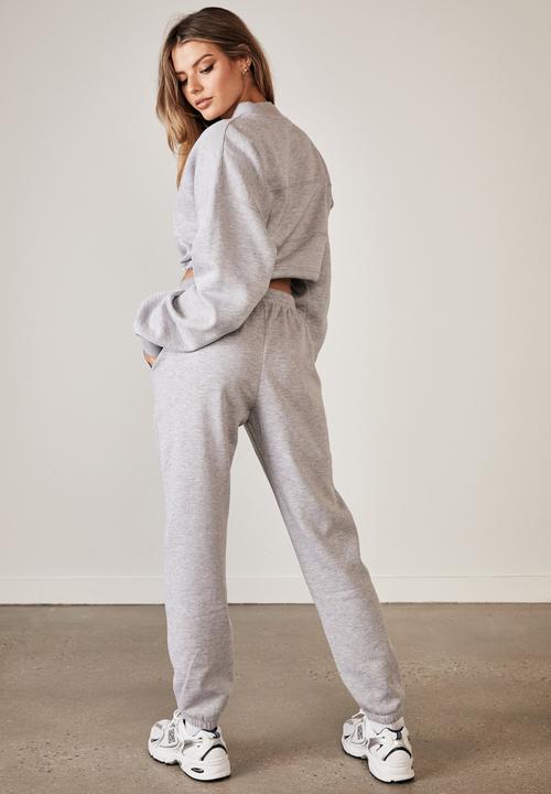 Factorie - Cropped toggle hem crew - grey marle
