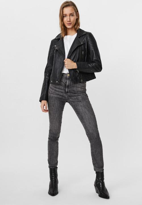 Vero Moda - Shila short leather jacket - black